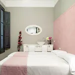فندق Ella